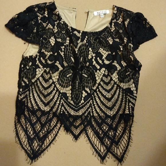 Nellis Black lace crop top - Picture 3 of 6